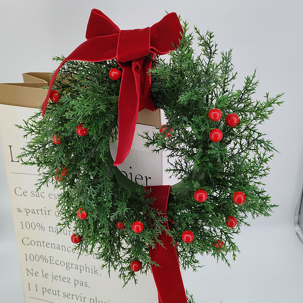 ٿلهو 33cm hanging Christmas double wreaaths with red berries, Christmas velvet bow and knot, artificial wread from China for the holiday decoration-Sunyfar مصنوعي گل،چين جو ڪارخانو،فراهم ڪندڙ،ٺهيل ڪندڙ،ٿلهو وڪرو ڪندڙ